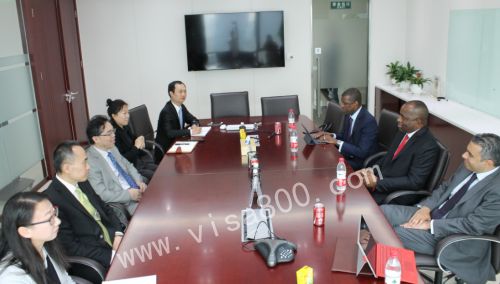 �����Ŷ��¾���ϯ