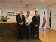 �޺���ʿ��������פ����ʹ�ݹ�Ա