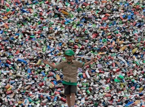 ��������һͷ��ˮ������9���к���