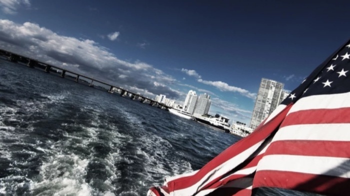 �����ս������������䣺ҵ����ʿ���г�Ԥ��Ϊ�ζ������ã�