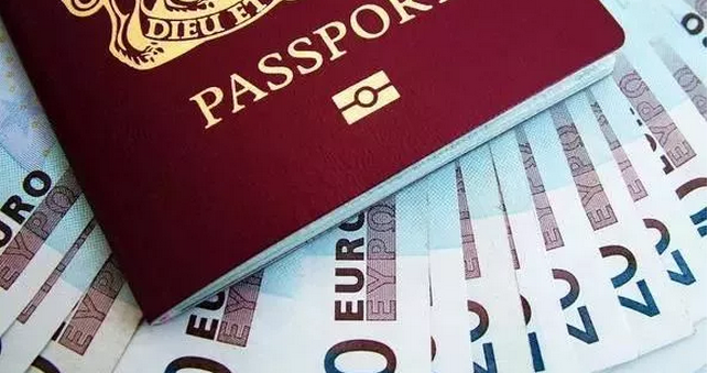 ������ȼ������·˹Ͷ���뼮������